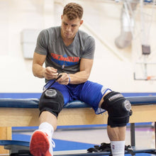 Load image into Gallery viewer, Hyperice Knee Compression Support - SINGLE